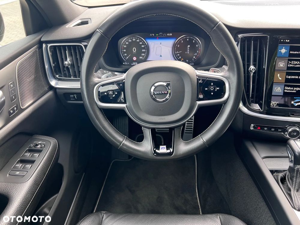 Volvo S60 T5 AWD R-Design - 11