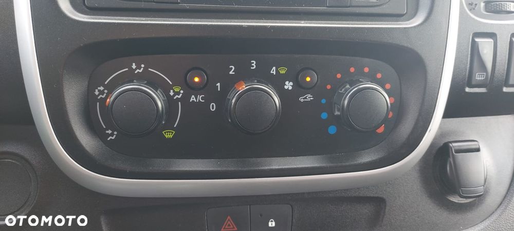 Opel VIVARO - 20