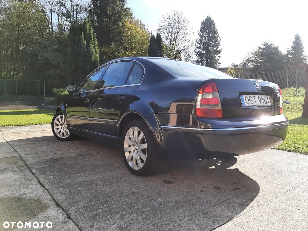 Skoda Superb 2.5 V6 TDI Platinum - 3
