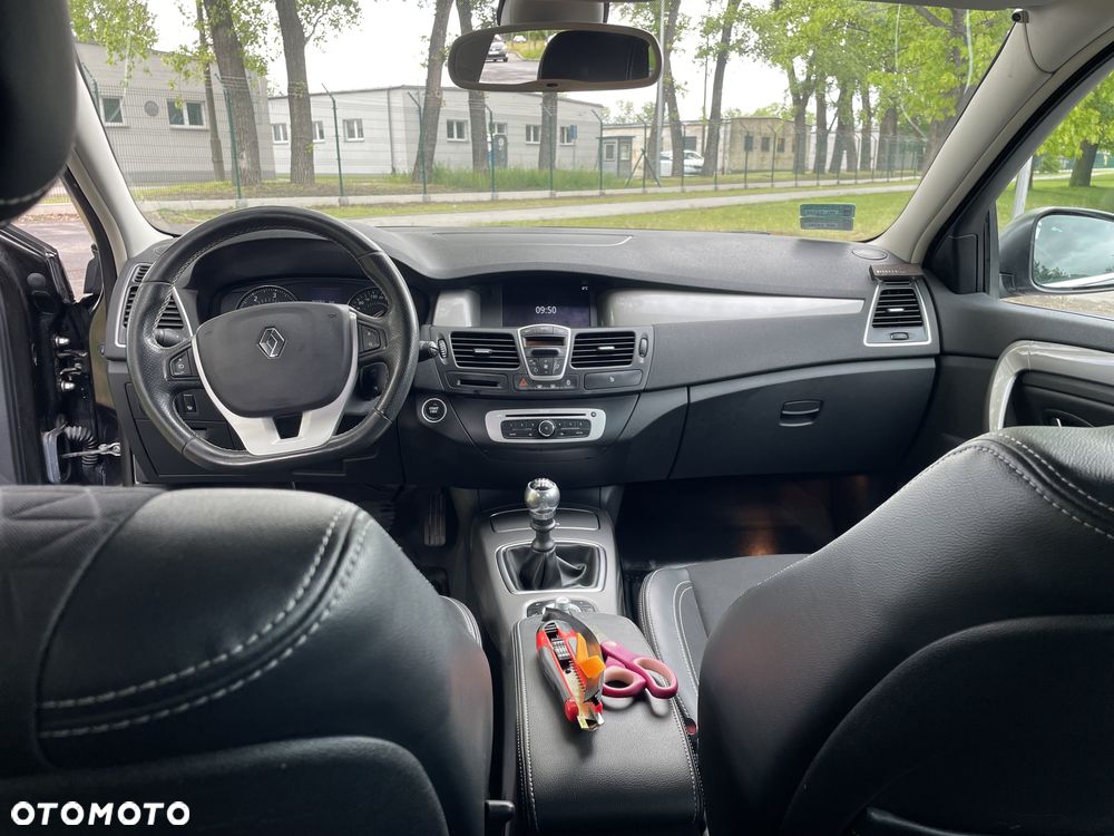 Renault Laguna 2.0 dCi Limited - 16