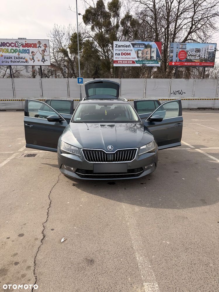 Skoda Superb 2.0 TDI Ambition - 2