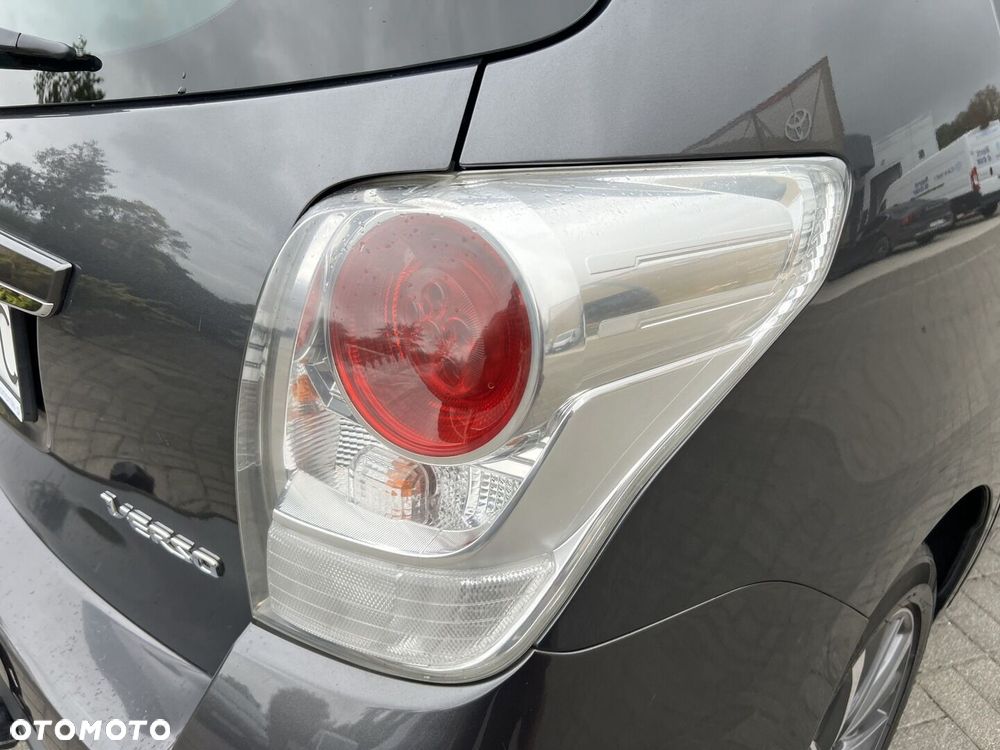 Toyota Verso 1.8 Prestige MS EU6 - 28