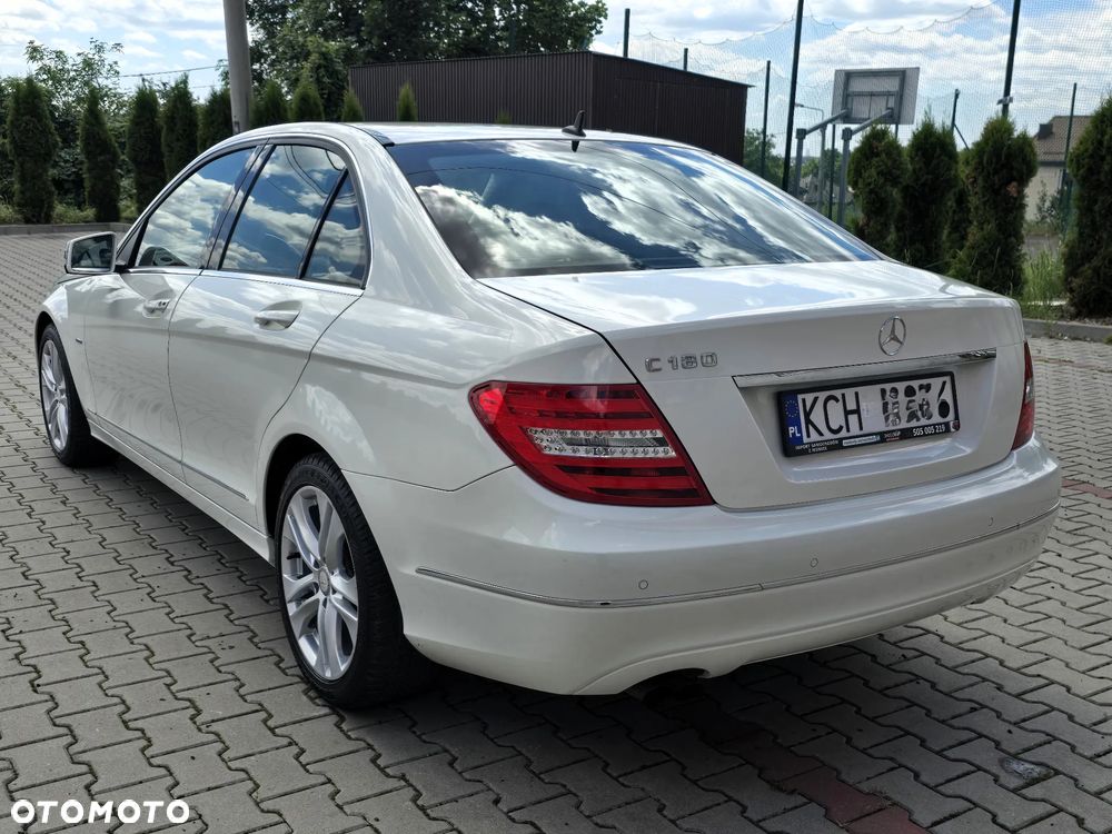 Mercedes-Benz Klasa C 180 CGI Automatik BlueEFFICIENCY SPORT EDITION - 5