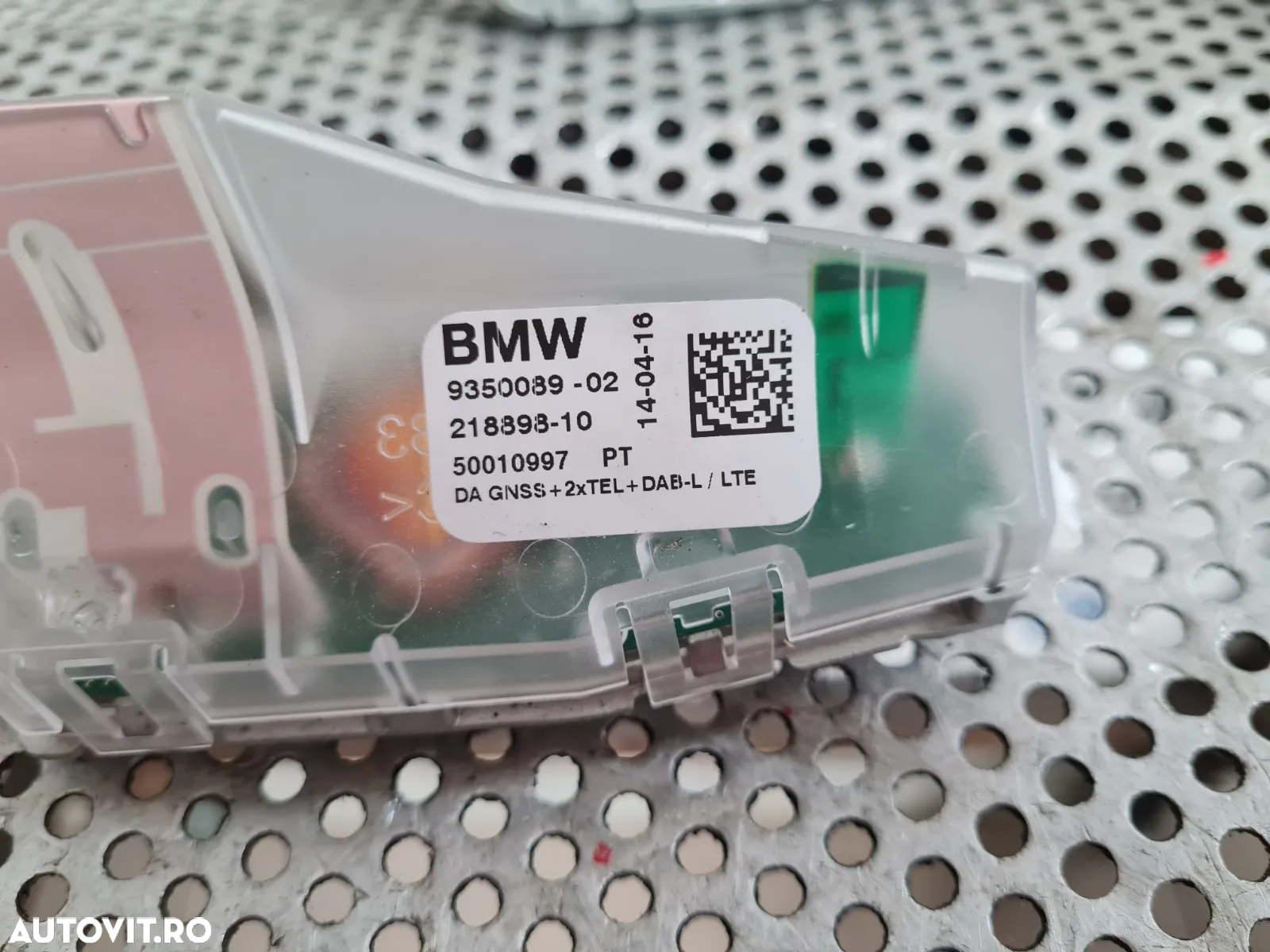 Antena Plafon Bmw E90 E91 E60 E61 F20 F21 F30 F31 F80 Cod     - Dezmembrari Arad - 4