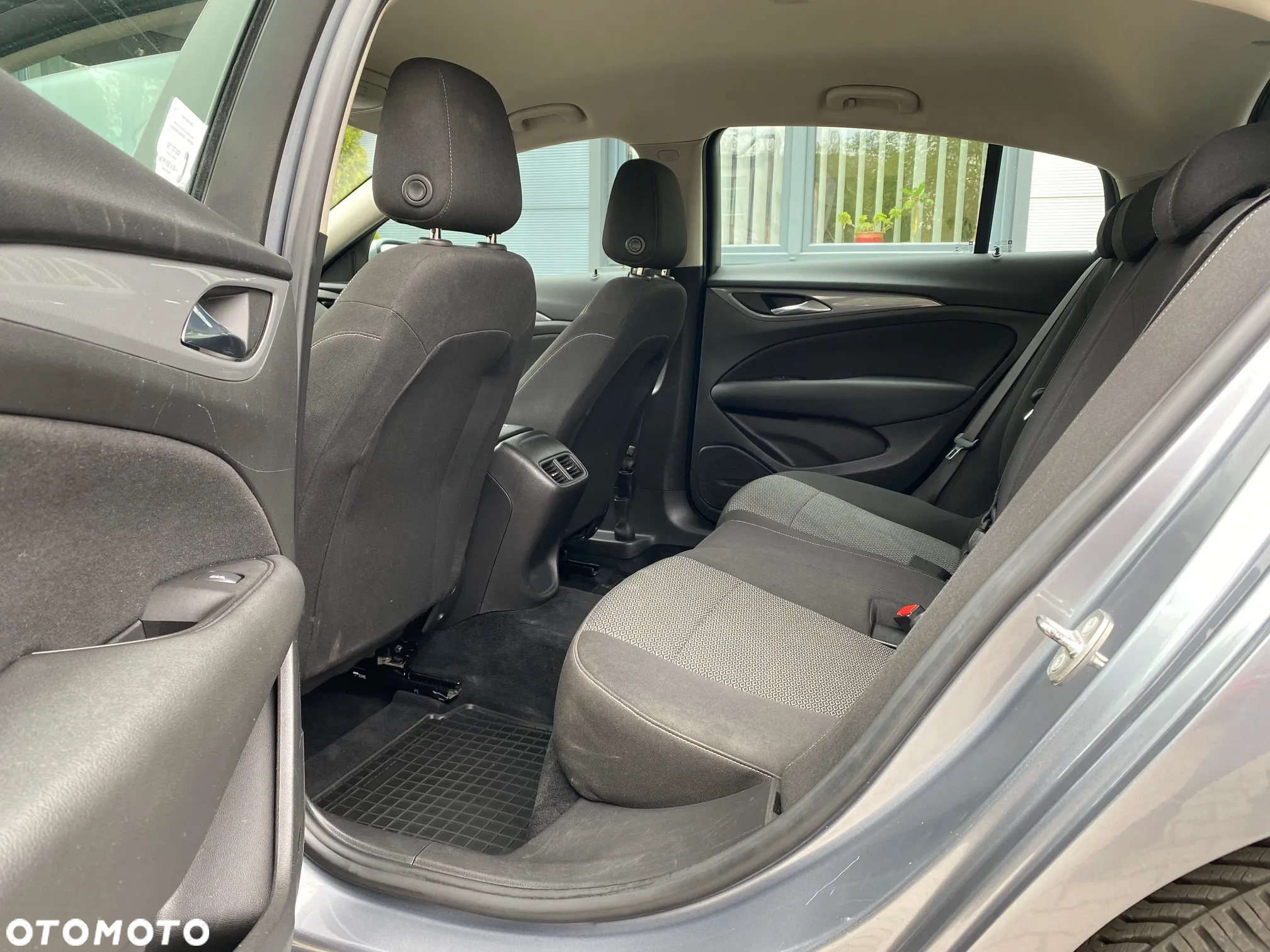 Opel Insignia 1.6 CDTI EcoFLEX S&S - 8
