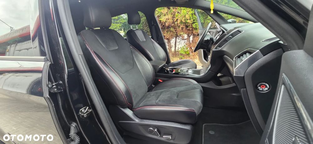 Ford S-Max 2.0 EcoBlue ST-Line - 38