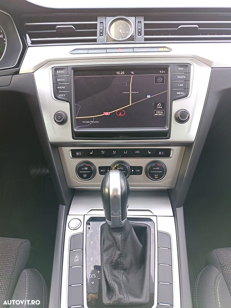 Volkswagen Passat 2.0 TDI DSG (BlueMotion Technology) Comfortline - 10