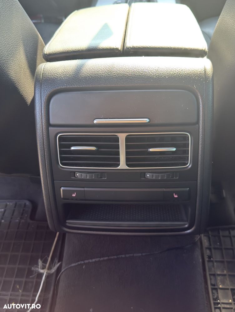 Volkswagen Touareg - 4