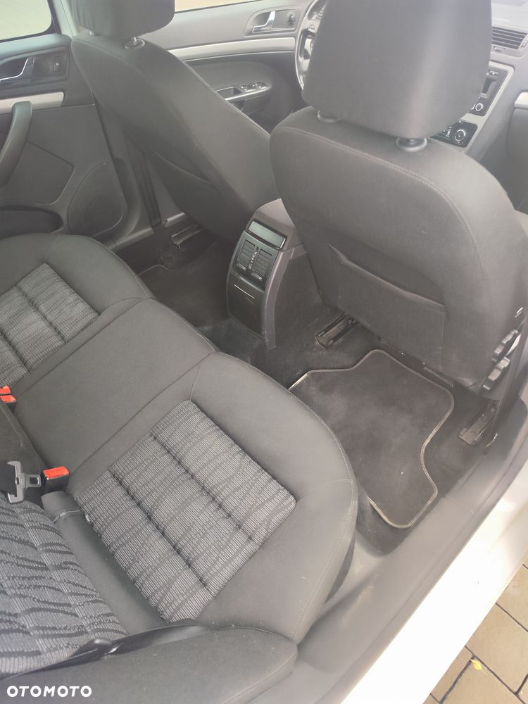 Skoda Octavia 1.8 TSI 4x4 Ambiente - 16