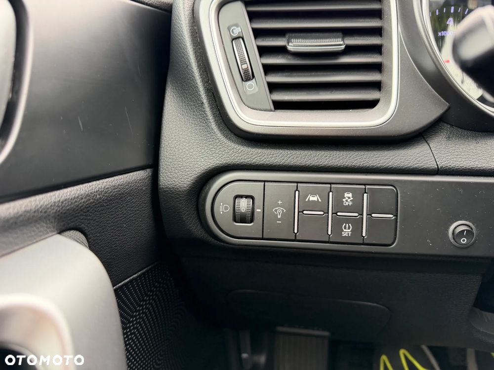 Kia Ceed 1.5 T-GDI L - 18