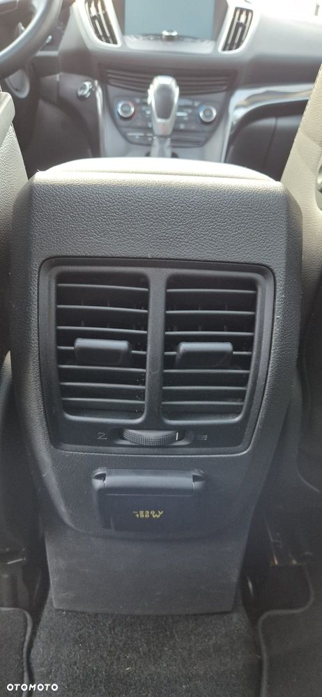 Ford C-MAX 2.0 TDCi Start-Stop-System Titanium - 19