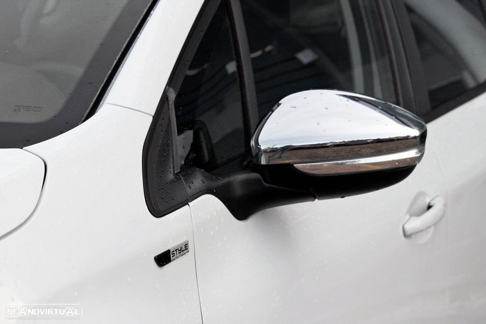 Peugeot 2008 1.6 BlueHDi Style - 4