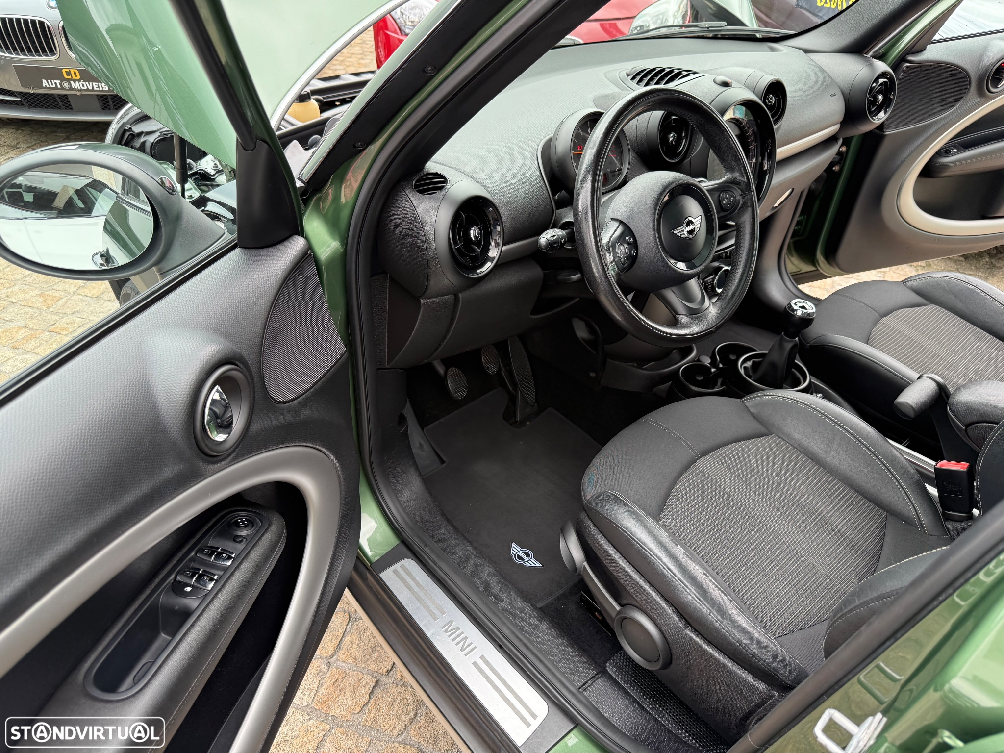 MINI Countryman Cooper D - 38