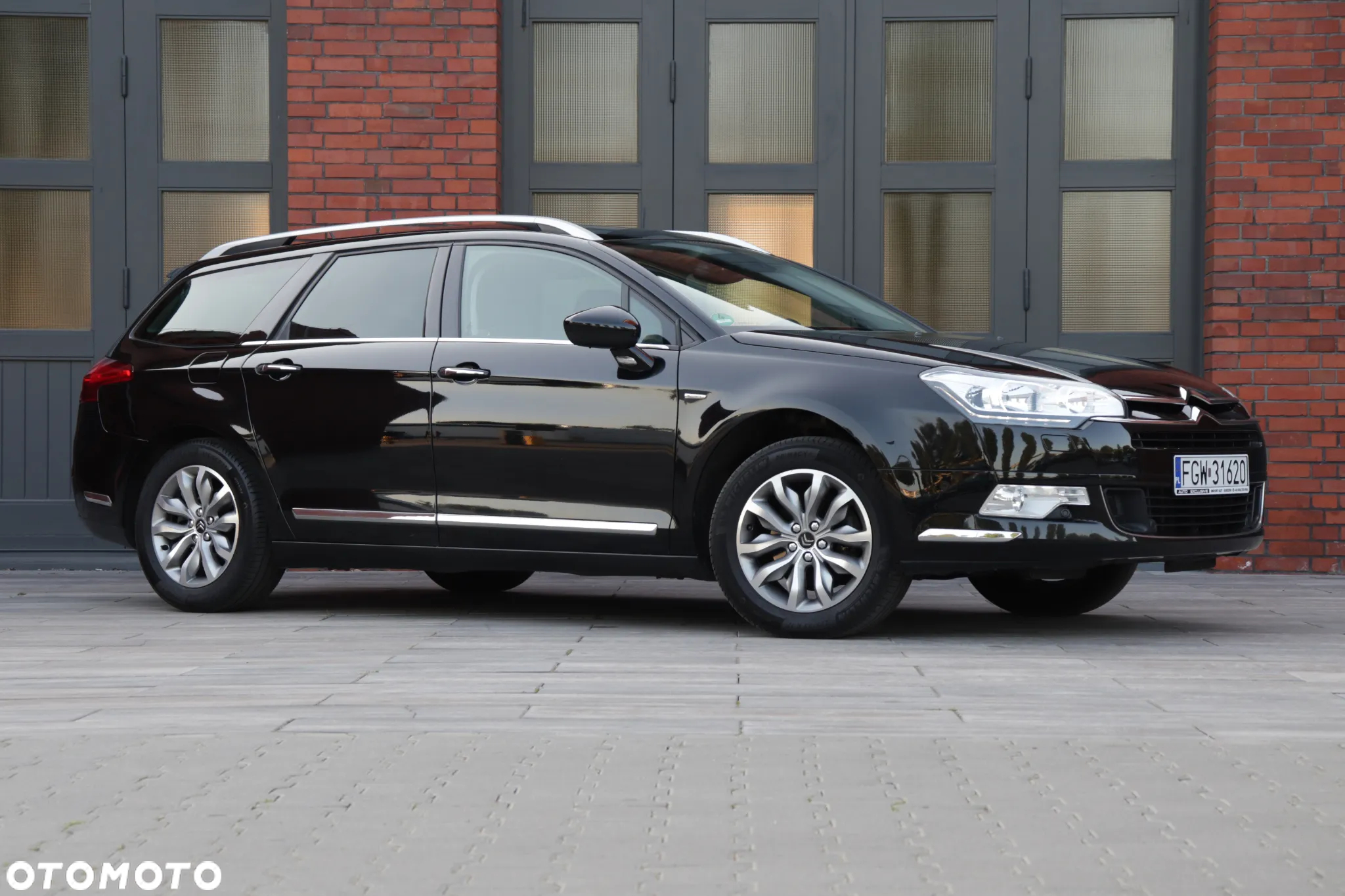 Citroën C5 Tourer HDi 165 FAP Exclusive - 8