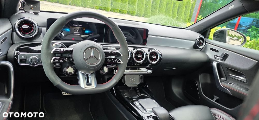 Mercedes-Benz Klasa A 35 AMG 4-Matic 7G-DCT - 23