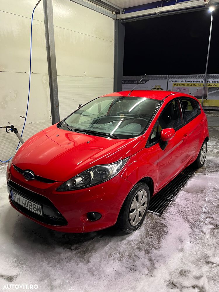 Ford Fiesta 1.4 TDCI Ambiente - 12
