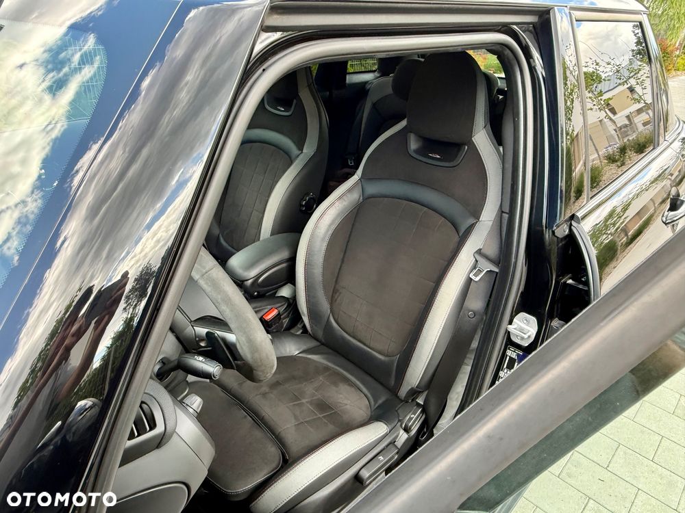MINI Cooper S John Works Trim - 9