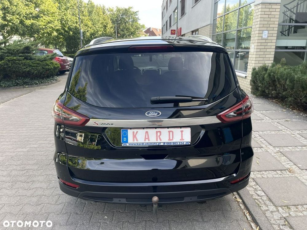 Ford S-Max - 8