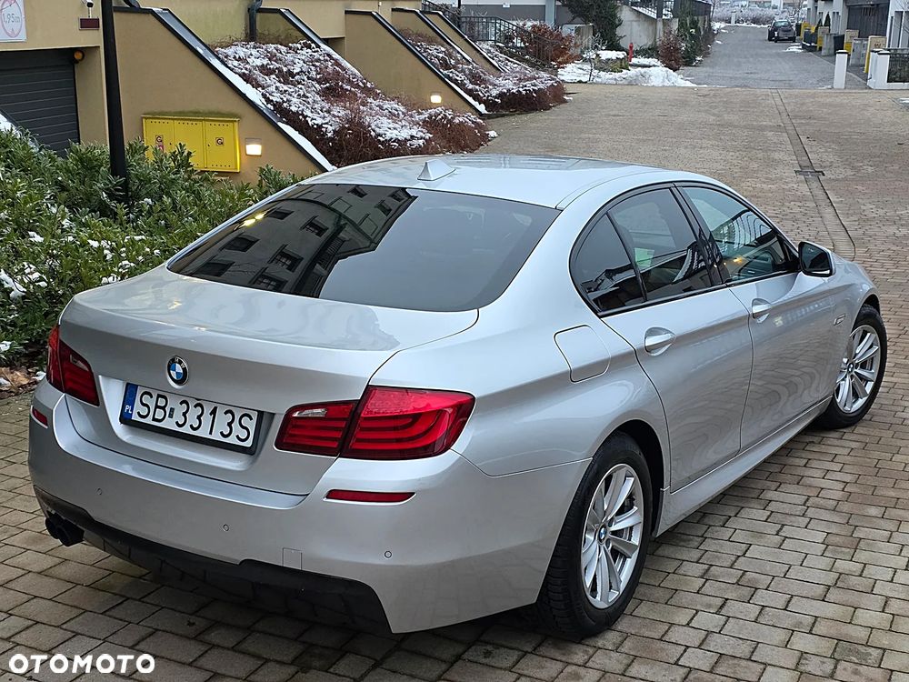 BMW Seria 5 525d xDrive - 3