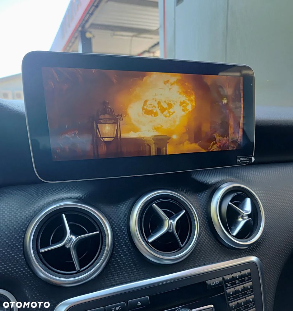 Mercedes-Benz Klasa A 180 BlueEfficiency Edition - 11