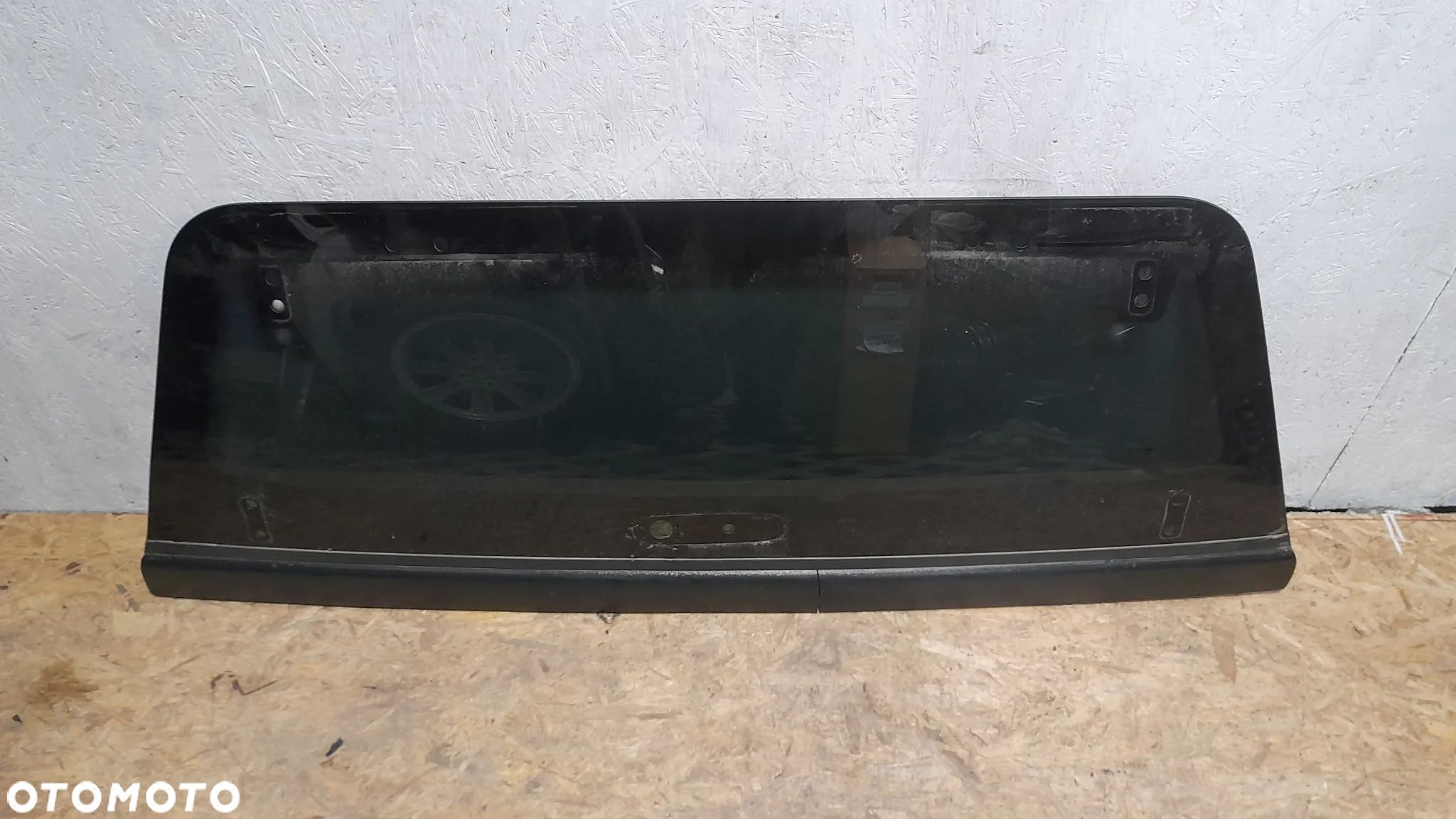 szyba tyl l200 hard top - 1