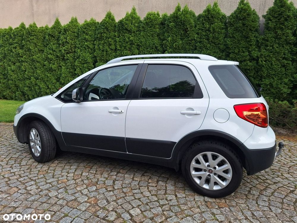 Fiat Sedici 2.0 Multijet 16V 4x4 Emotion - 32