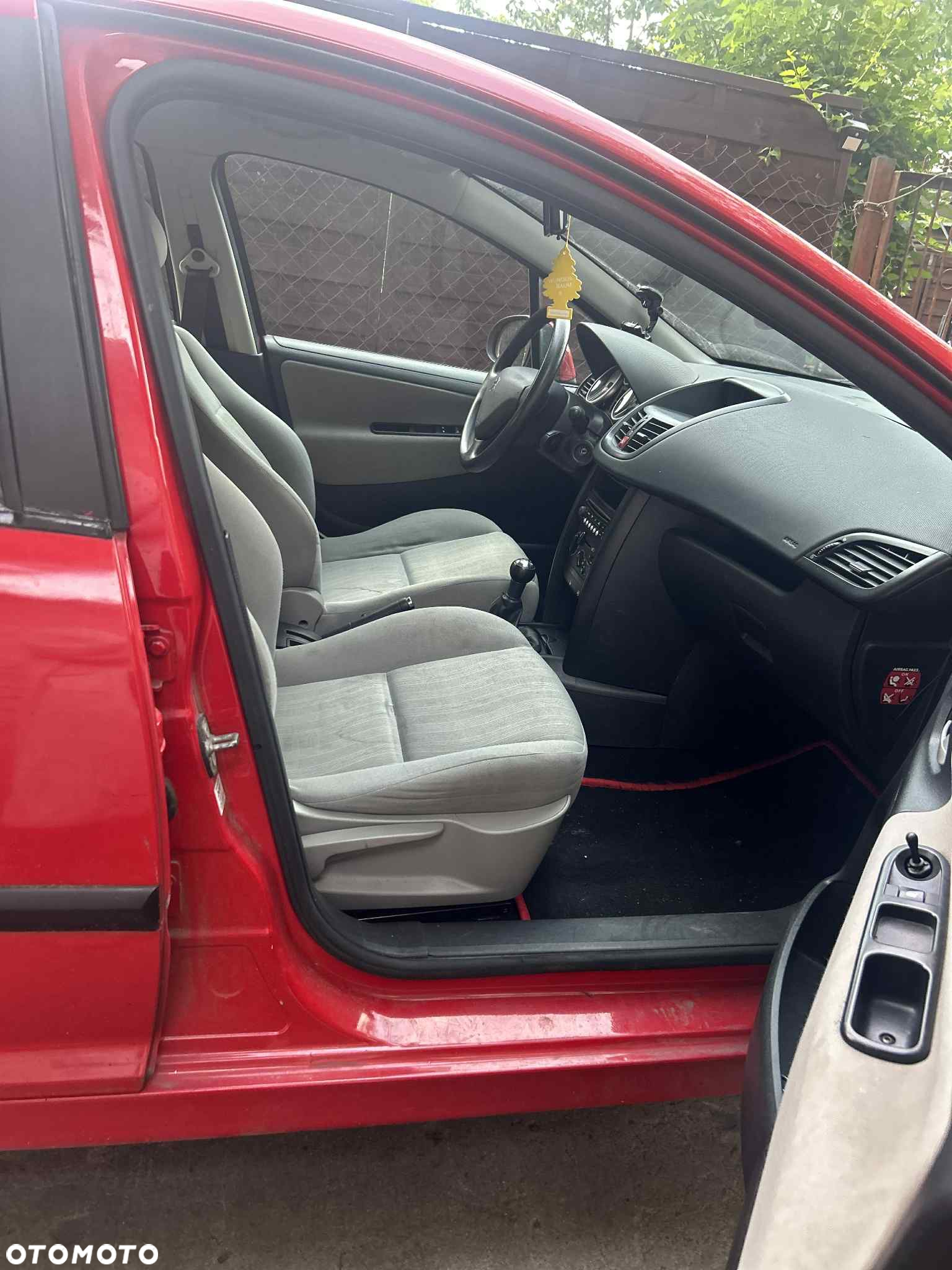 Peugeot 207 1.4 Presence - 6
