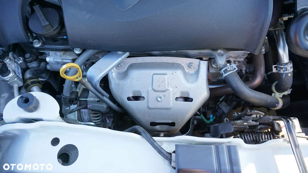 Toyota Yaris 1.5 Premium - 10