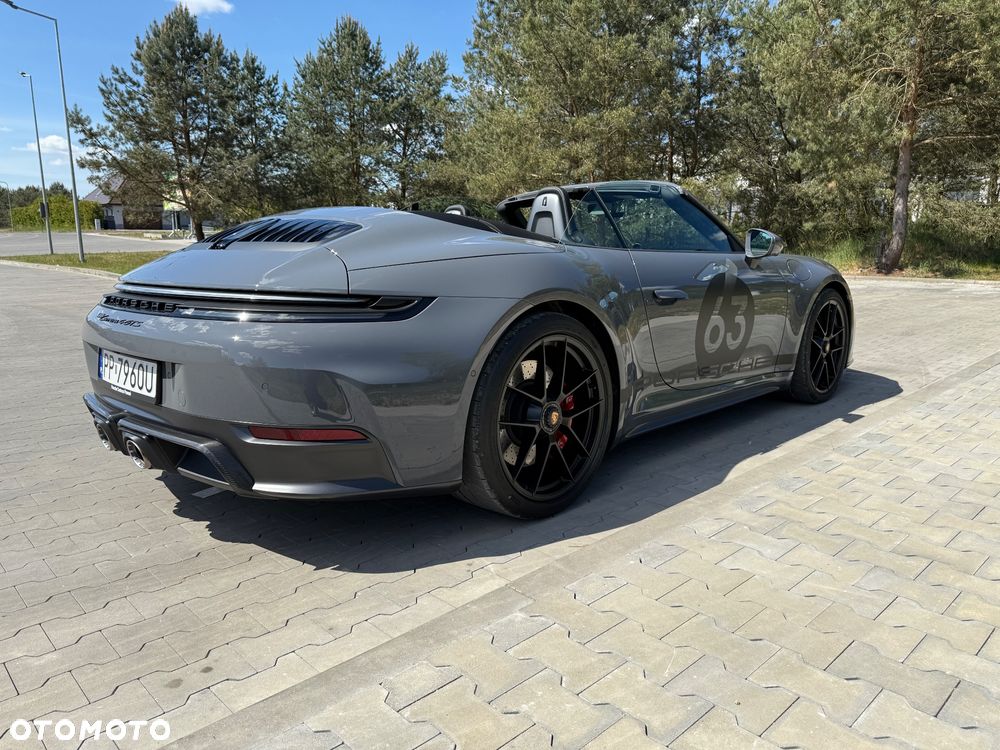 Porsche 911 - 22