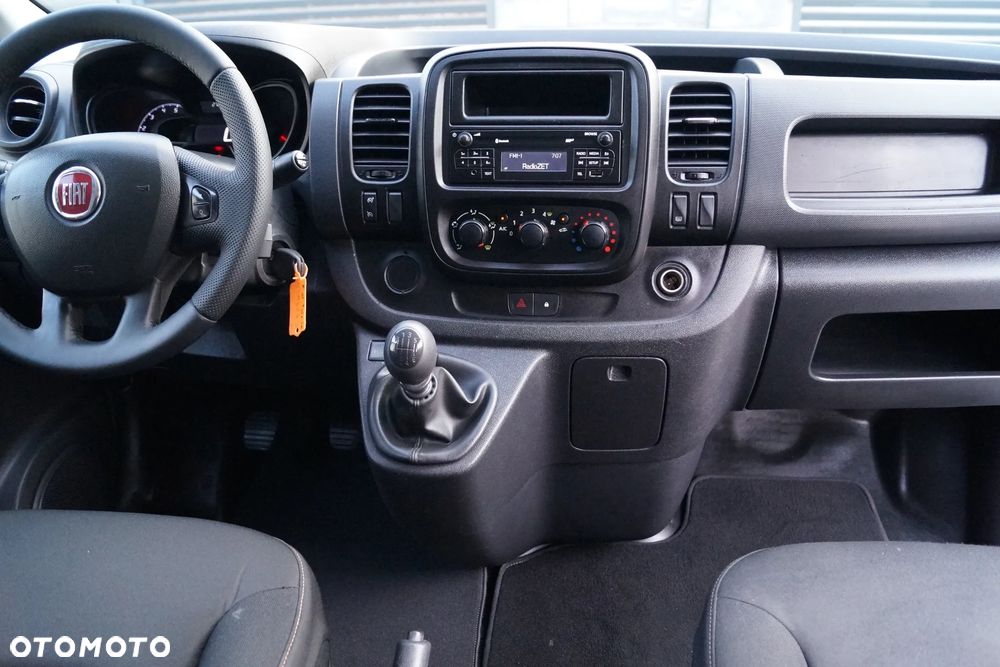 Opel Vivaro - 31