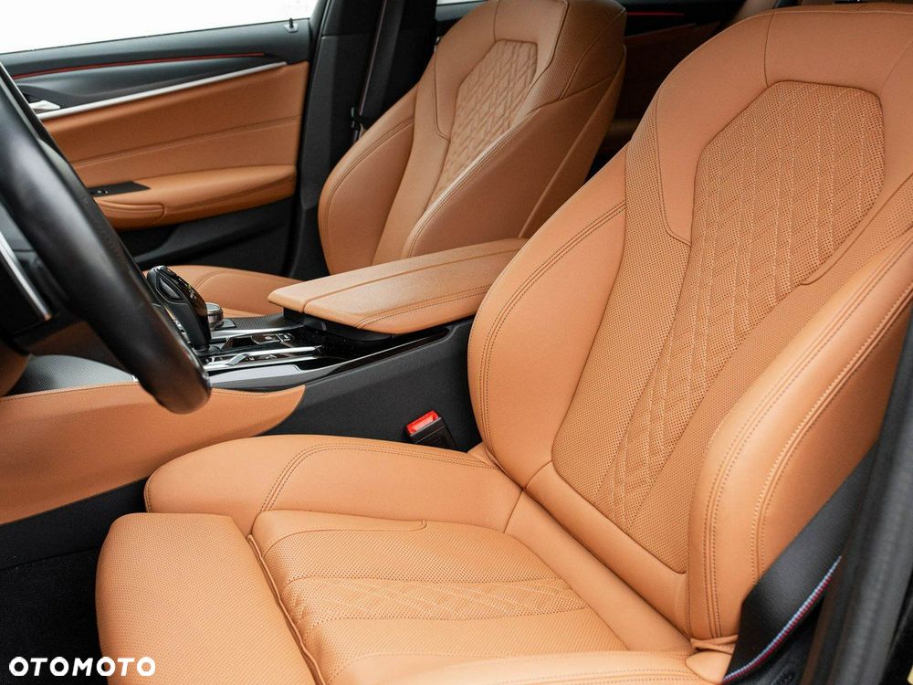 BMW Seria 5 - 12