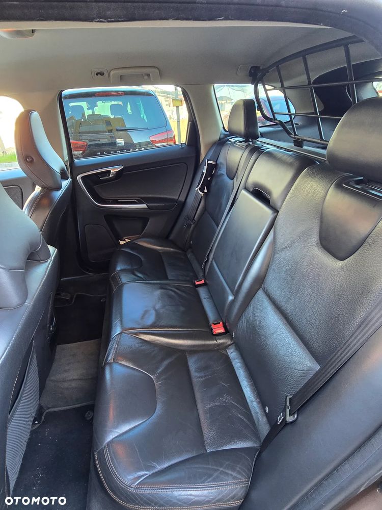 Volvo XC 60 D4 Summum - 5
