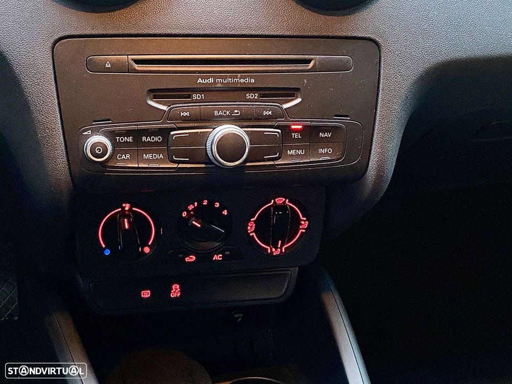 Audi A1 Sportback 1.6 TDI Advance - 19