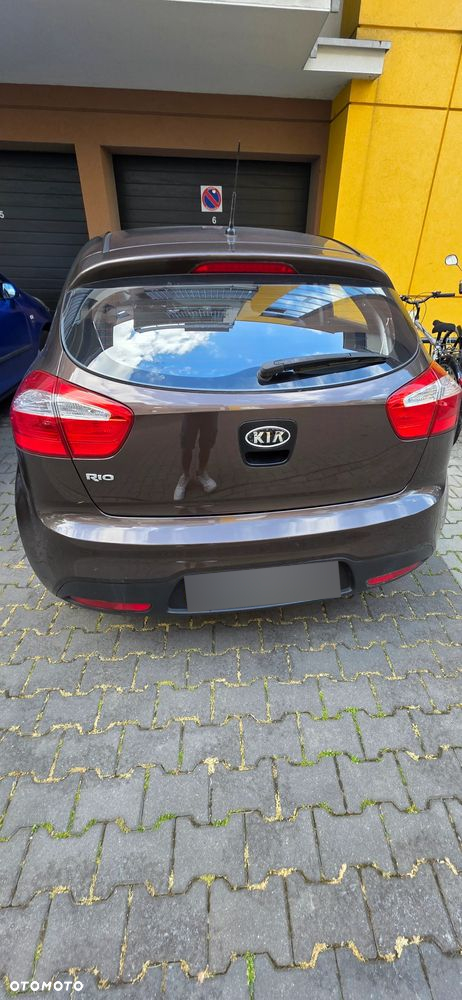 Kia Rio 1.2 M - 2