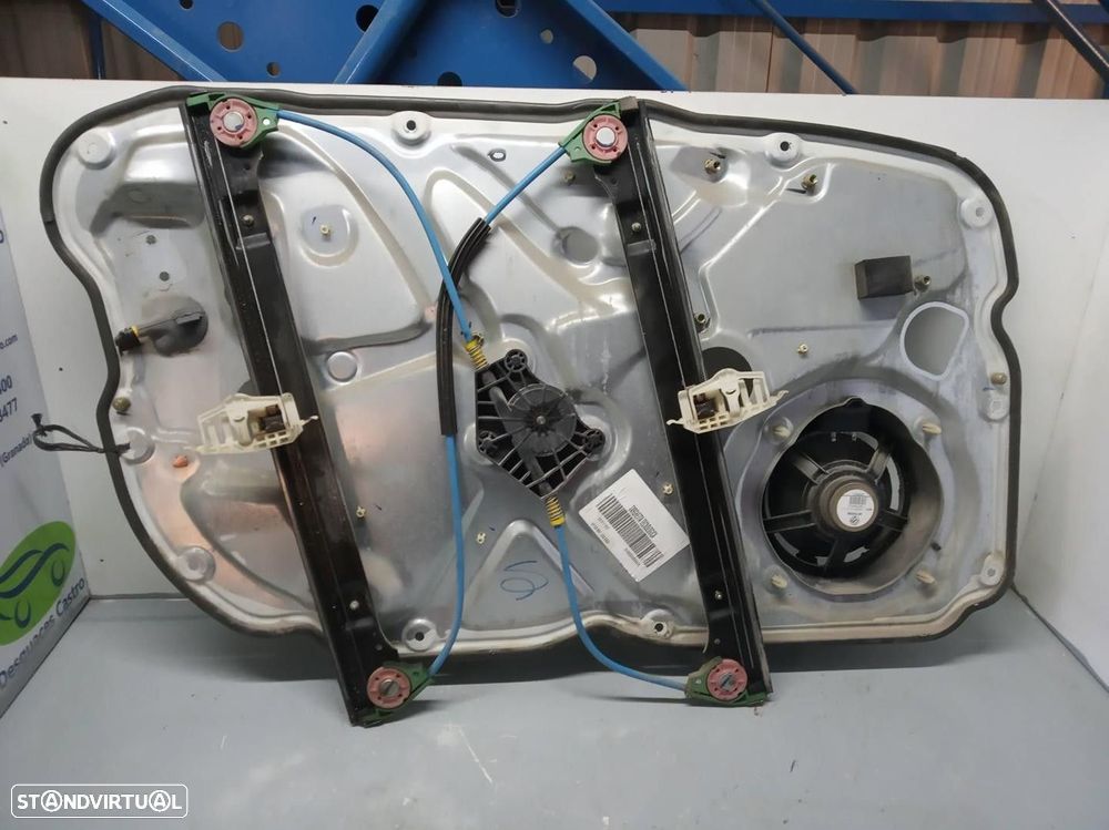 ELEVADOR DE VIDRO FRONTAL DIREITO FIAT STILO 2002 - - 4