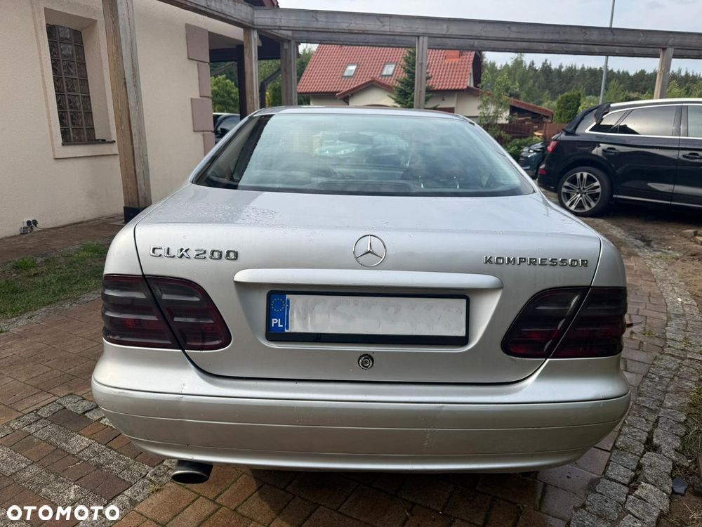 Mercedes-Benz CLK - 6