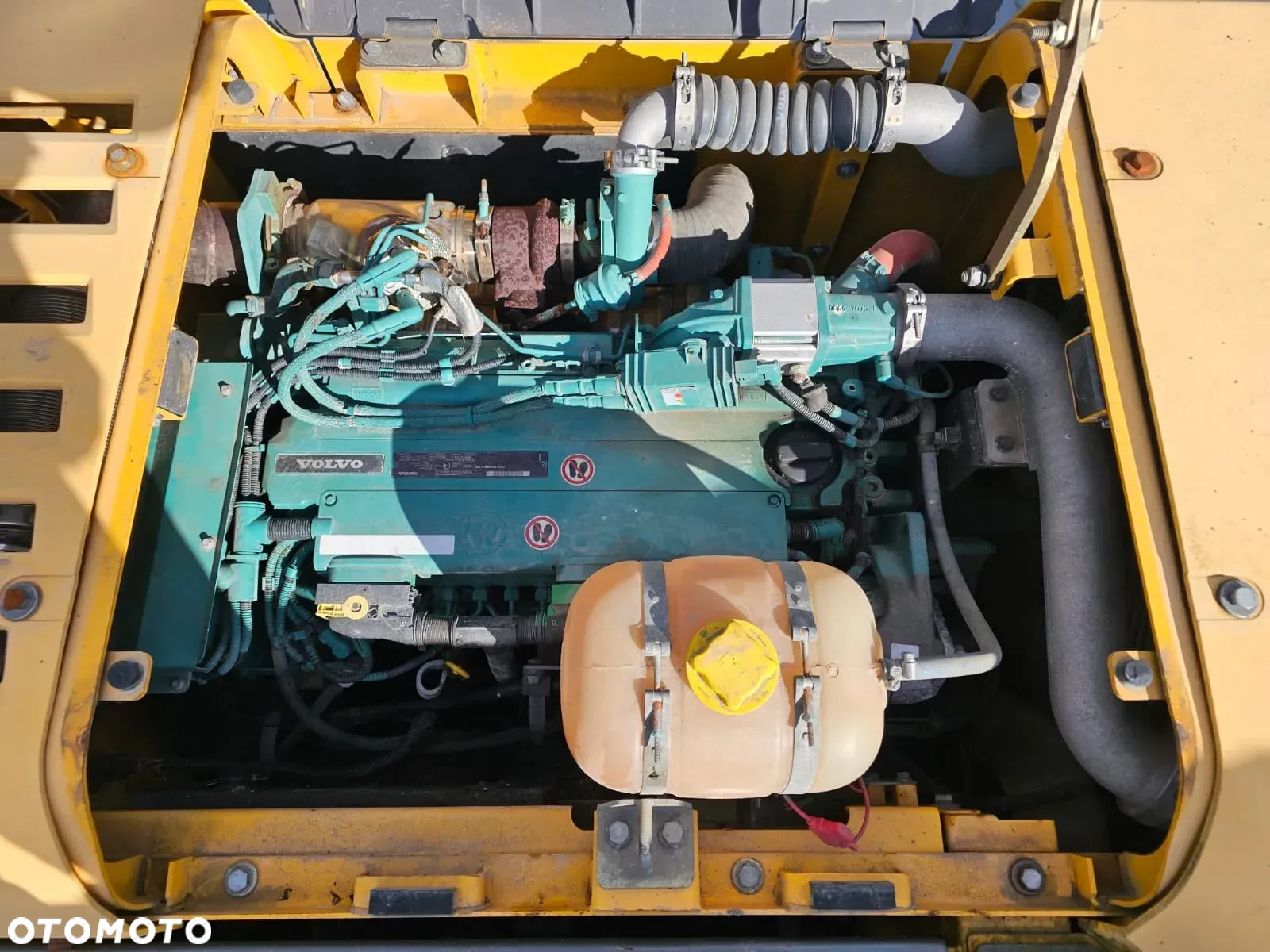 Volvo EC220DL - 13