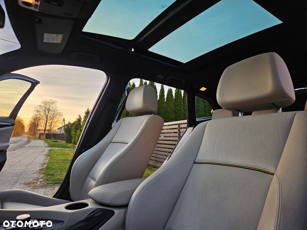 BMW X1 xDrive28i xLine - 18