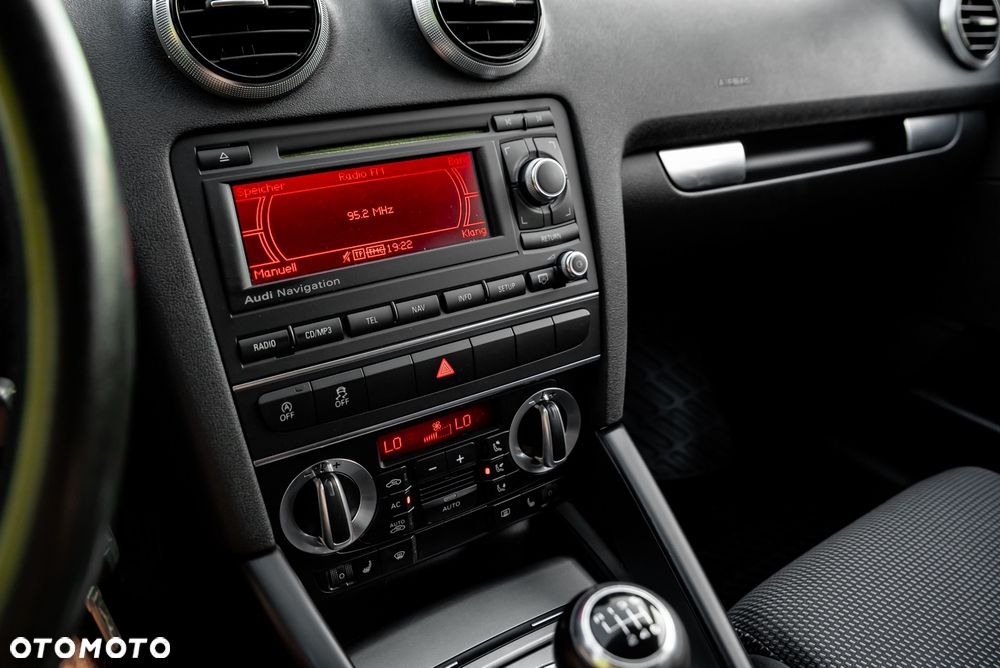 Audi A3 Sportback 2.0 TDI Ambiente - 37