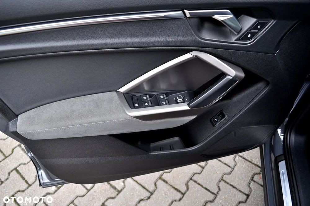 Audi Q3 Sportback 35 TDI S-Line S tronic - 22