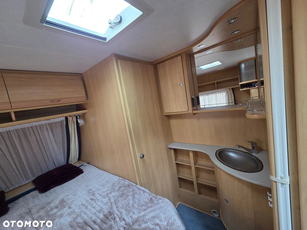 Dethleffs Camper - 17
