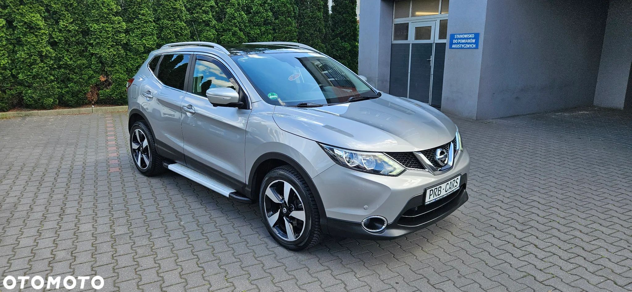 Nissan Qashqai 1.2 DIG-T N-Connecta EU6 - 1