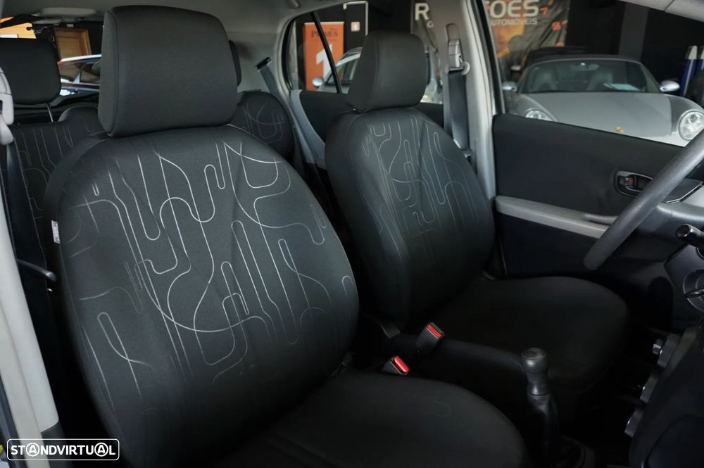 Toyota Yaris 1.0 VVT-i Comfort+AC - 18