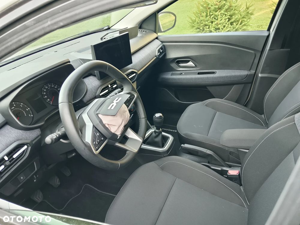 Dacia Sandero - 10