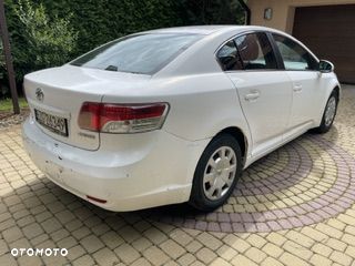 Toyota Avensis 2.0 D-4D Luna - 4