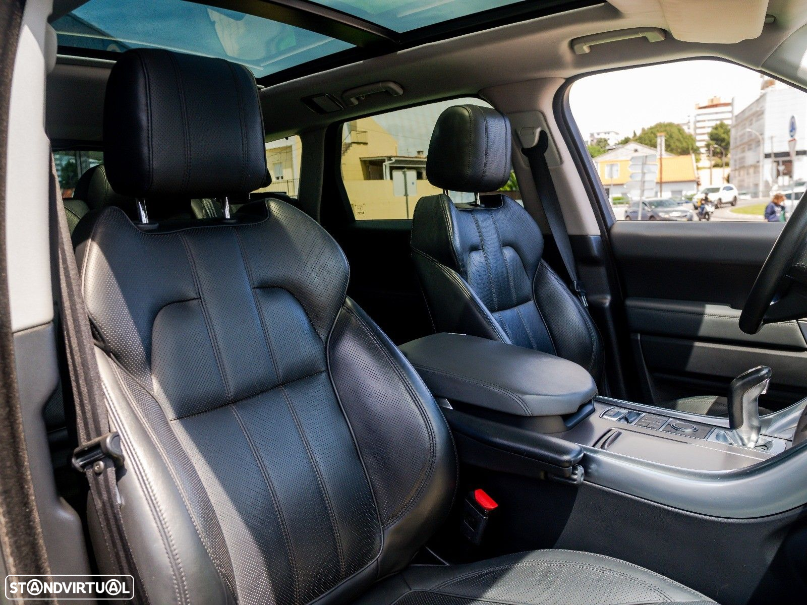 Land Rover Range Rover Sport 3.0 SDV6 HSE - 34