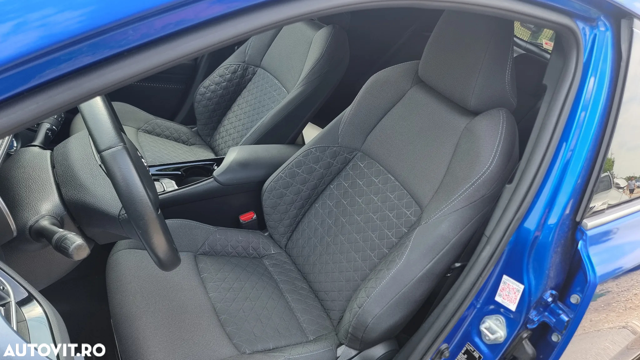 Toyota C-HR 1.8 HEV 140 CP 4x2 CVT Exclusive - 31