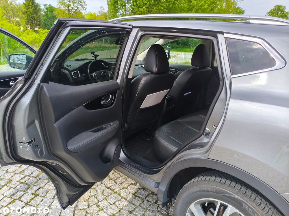 Nissan Qashqai 1.5 dCi Tekna - 8