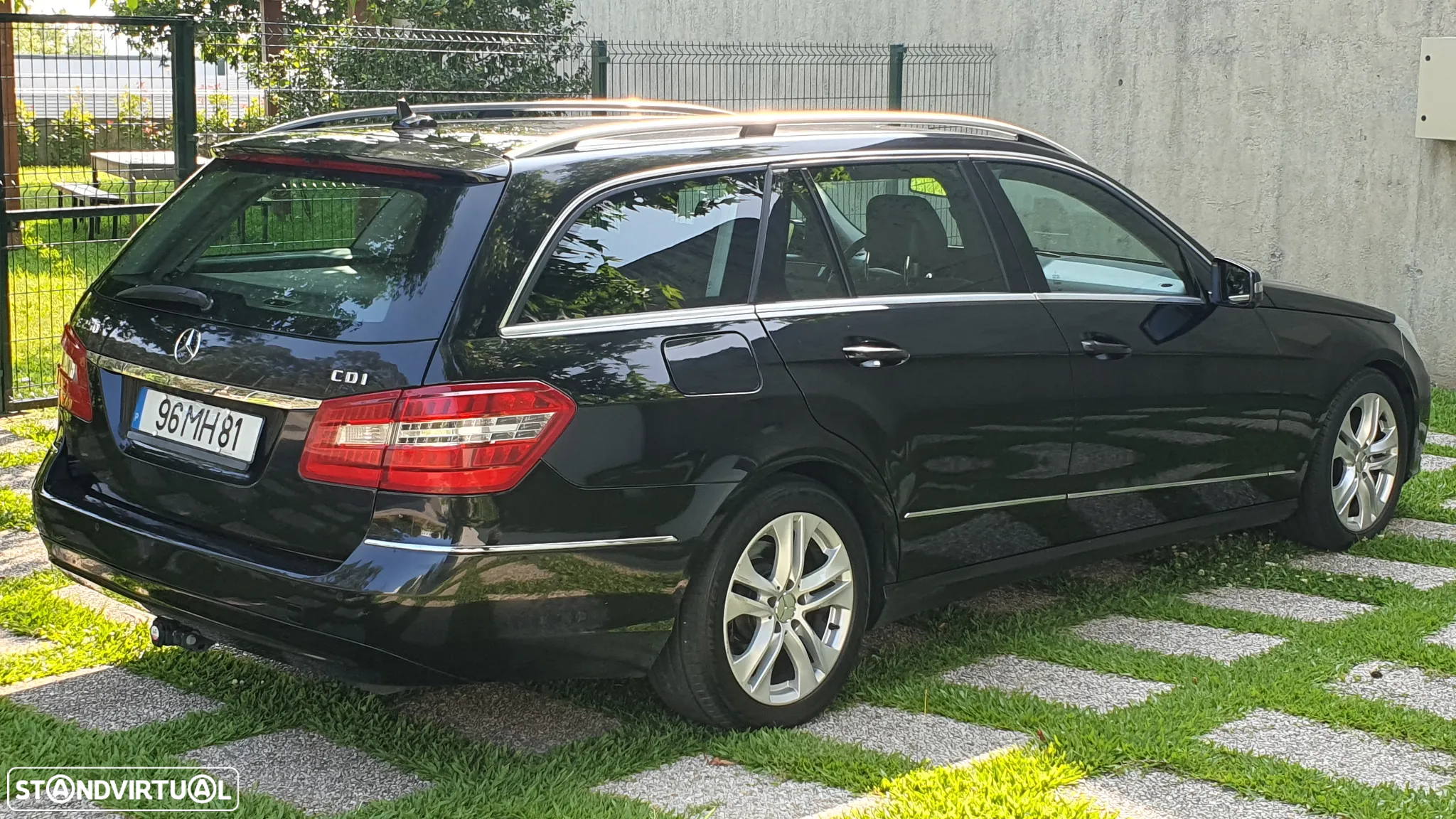 Mercedes-Benz E 250 CDi Avantgarde BlueEfficiency Auto. - 2