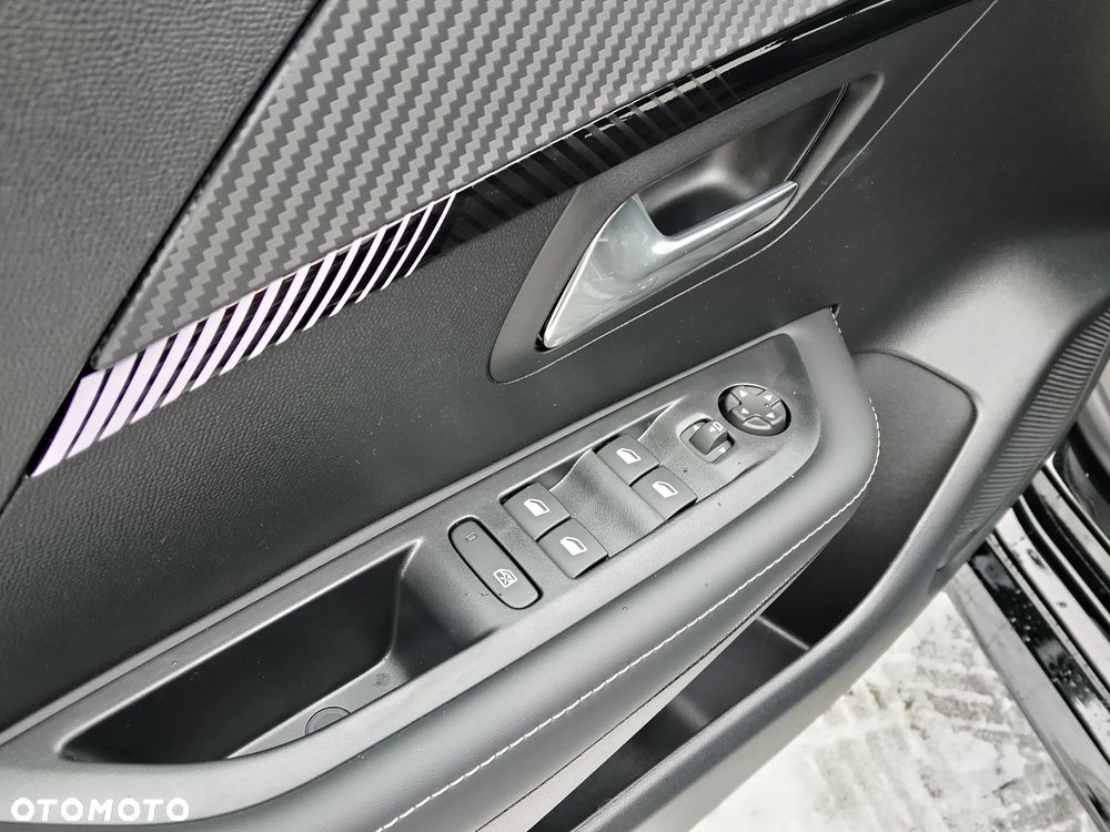 Peugeot 208 1.2 mHEV Allure - 14